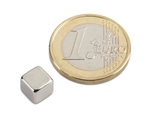 7mm Rare Earth Neodymium Cube Magnets