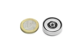 25mm Flat Neodymium Pot Magnets With Screw Hole